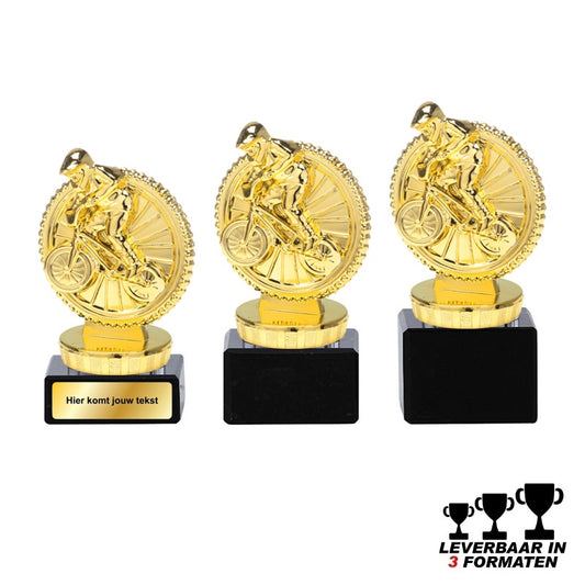 Goudkleurige BMX trofee met fietser en tandwiel op zwarte marmer voet – leverbaar in 10, 11 en 12 cm – personaliseerbaar met tekstlabel of graveerplaatje
