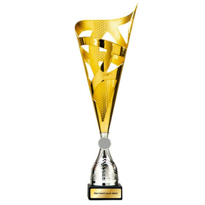Gouden Wilsey trofee van 45 cm met opengewerkt design en personaliseerbare elementen